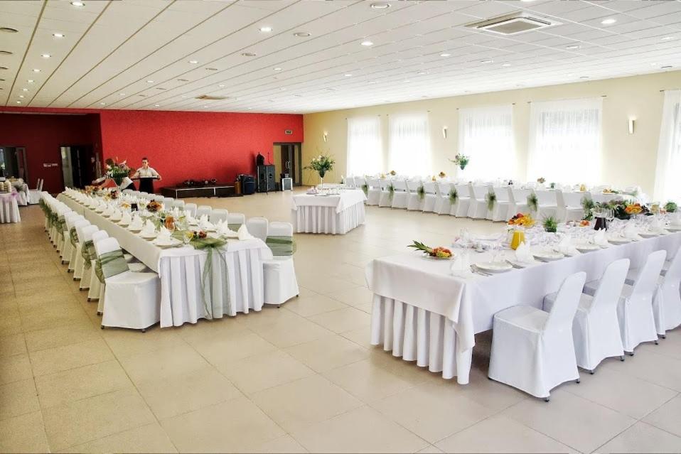 Restauracja lub miejsce do jedzenia w obiekcie Vistula Hotel