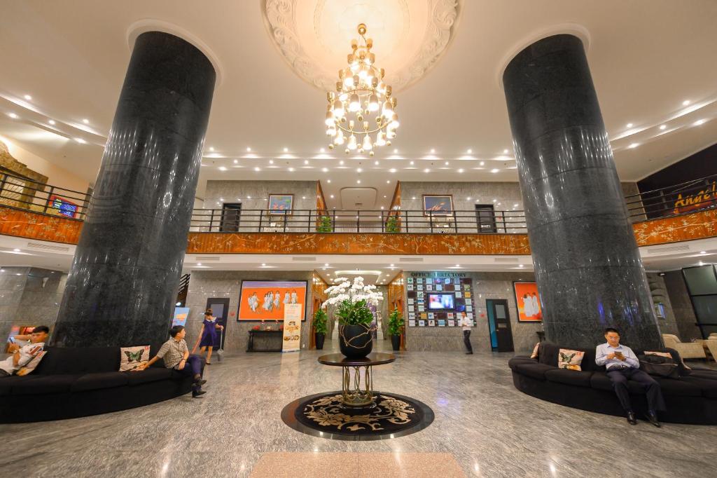 Posezení v ubytování Muong Thanh Luxury Song Han Hotel