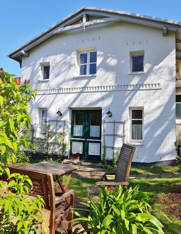 Ferienwohnungen Unter den Linden, Thiessow – Aktualisierte Preise für 2024