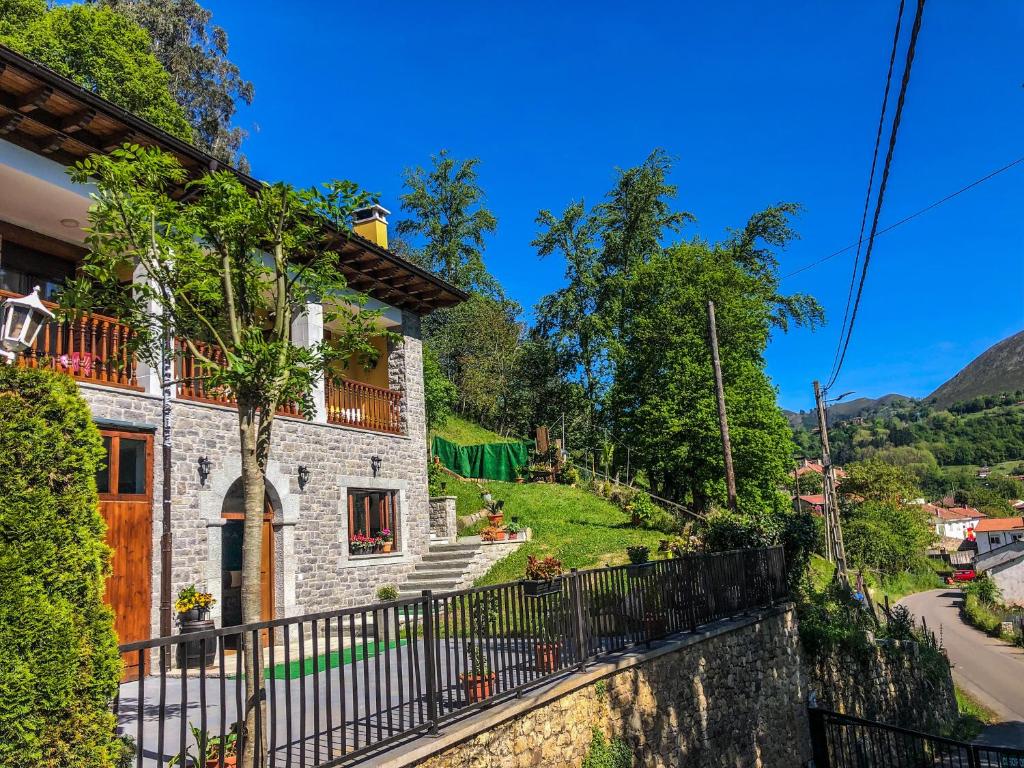 Hotel Alojamiento Rural Cosorios, Cangas de Onís, Spain ...