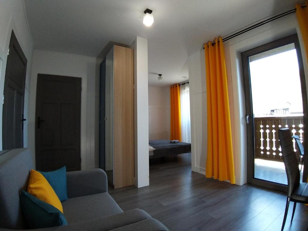 PRZYSTANEK PIENINY - 13