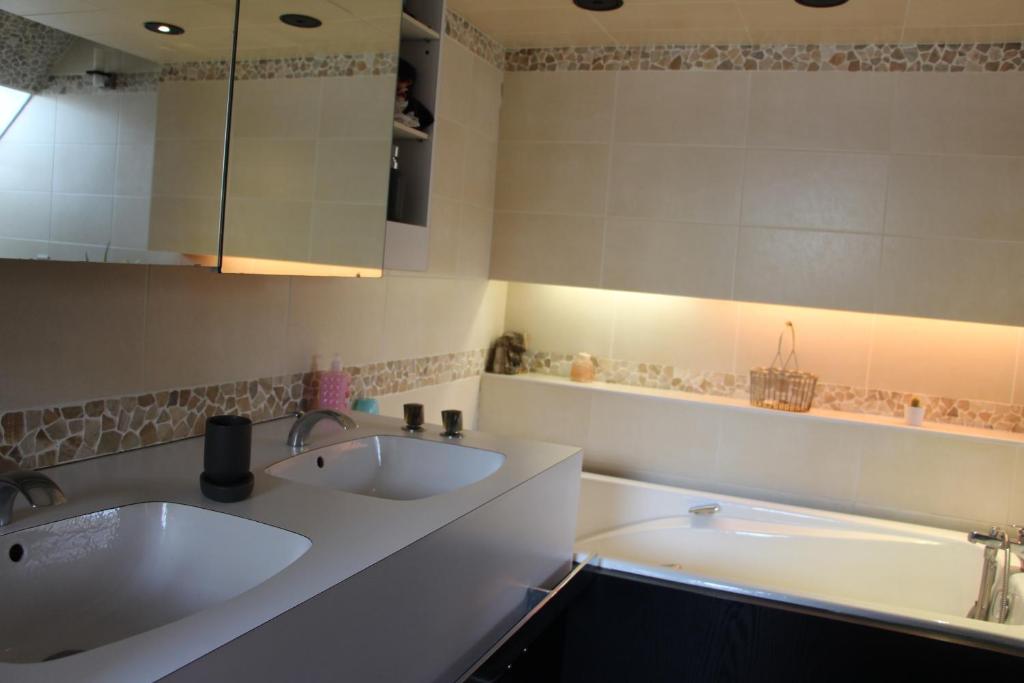 Chambres Privatives Chez l'Habitant – photo 37
