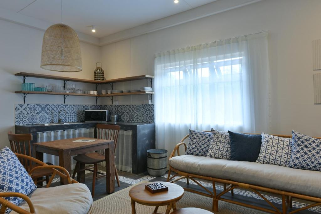Kuchyň nebo kuchyňský kout v ubytování Kaz'alala Hosted B&B