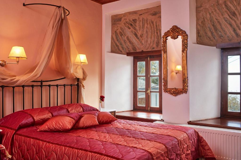 Postel nebo postele na pokoji v ubytování Hotel Dryades and Spa