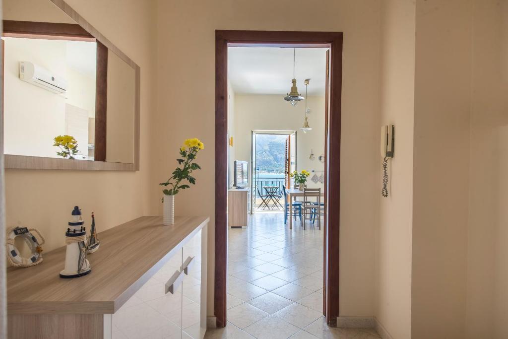 Kuchnia lub aneks kuchenny w obiekcie Casetta Vista Mare in Piazza a Mondello