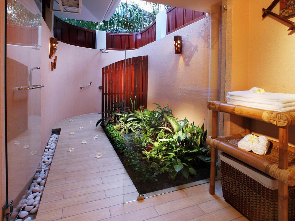 Beach Front Villa Suite Twin