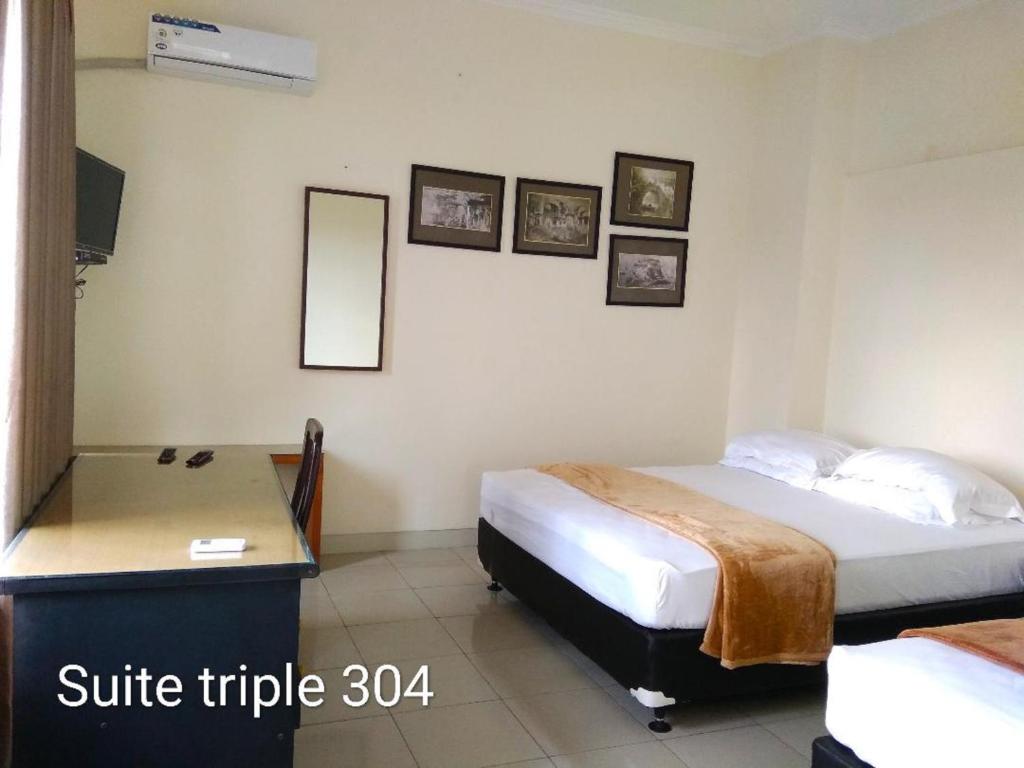 GK Gallery Rumah Sewa - Standard Triple Room