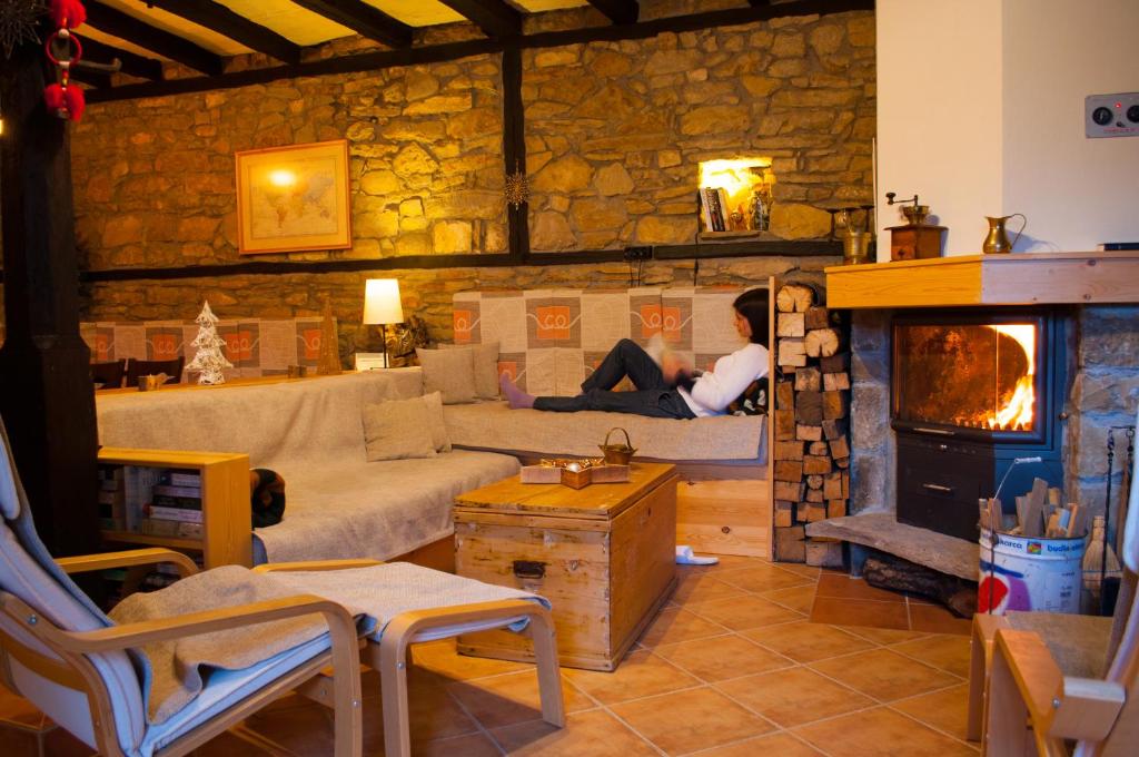 Posezení v ubytování Guest House Epochs since 1871