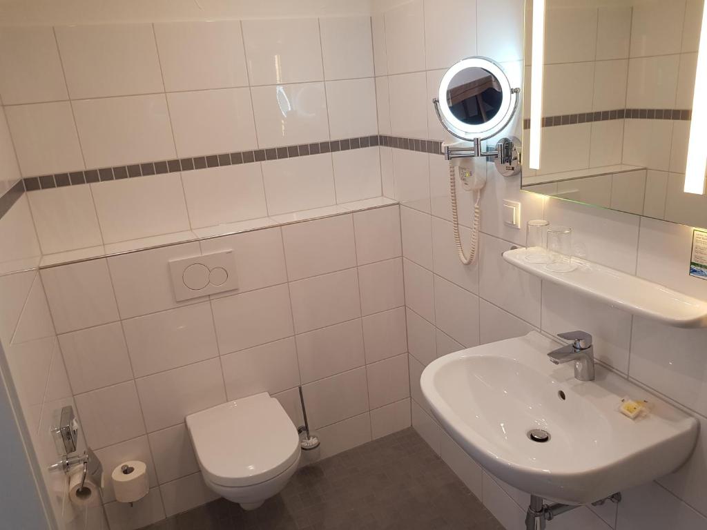 Koupelna v ubytování Hotel zum Anker