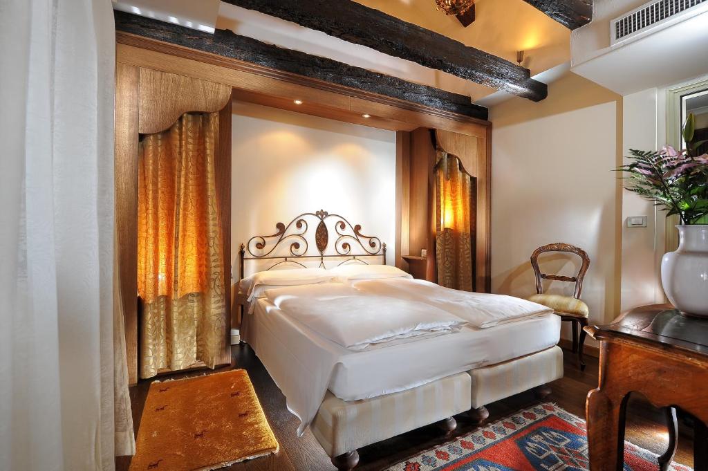 Gallery image of Hotel Flora in Venice