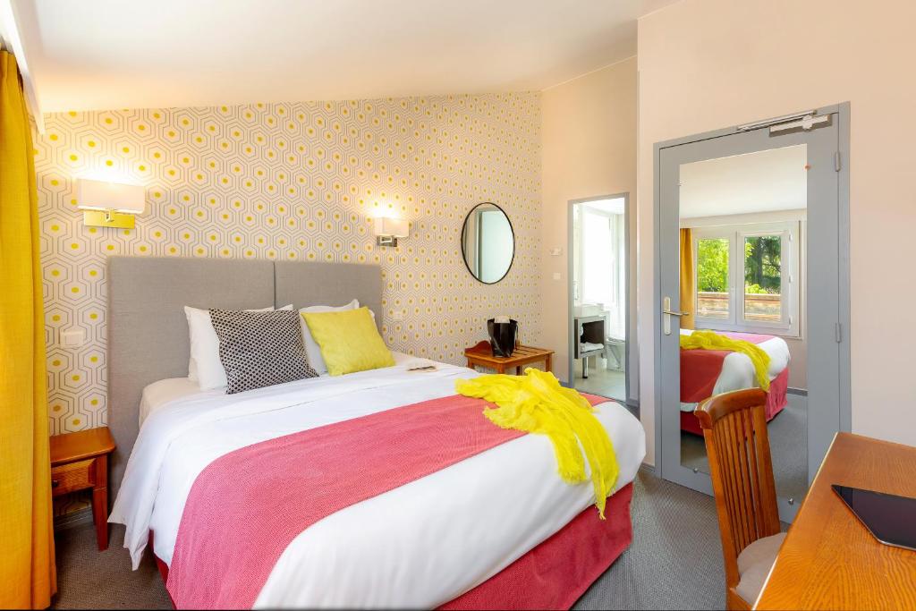 Kyriad Avignon - Palais des Papes - Resim 17