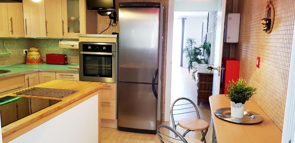 Apartamento Dúplex frente al Mar Paseo Marítimo Torremolinos ...