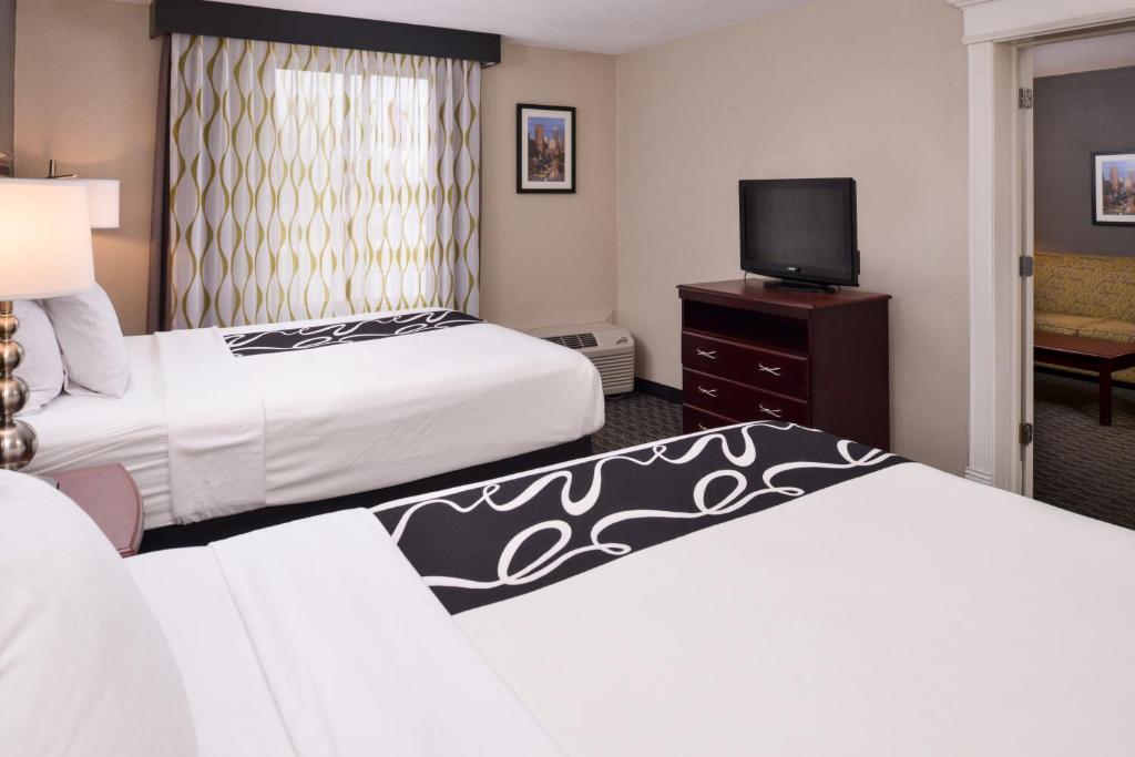 La Quinta by Wyndham Indianapolis South - 带有两张大号床的套房 - 不吸烟