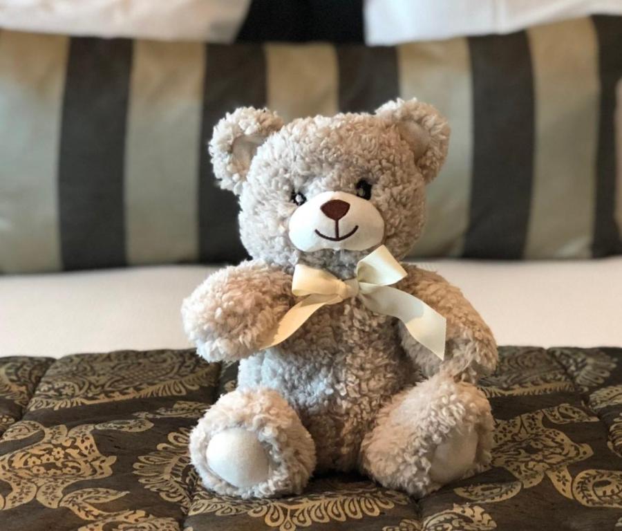 The Crown Hotel - Resim 12