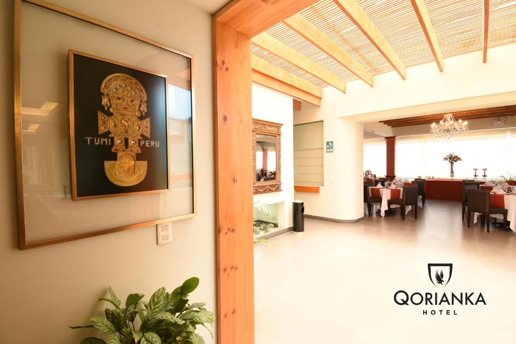 Certificato, attestato, insegna o altro documento esposto da Qorianka Hotel