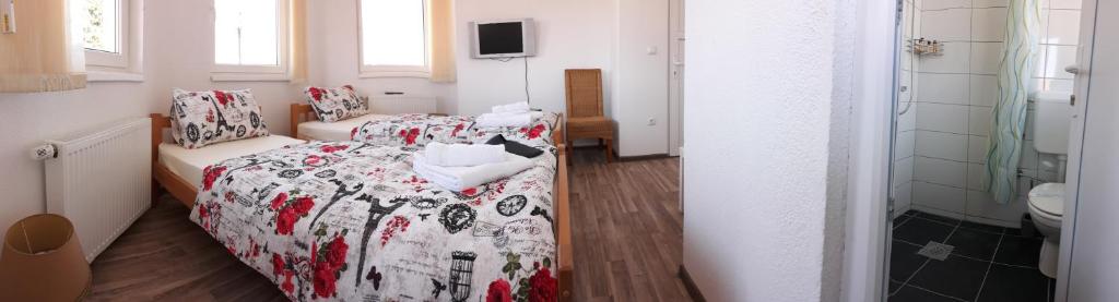 Apartments&Rooms Mido - Dubbele Of Dubbele Kamer Met Een Eigen Badkamer