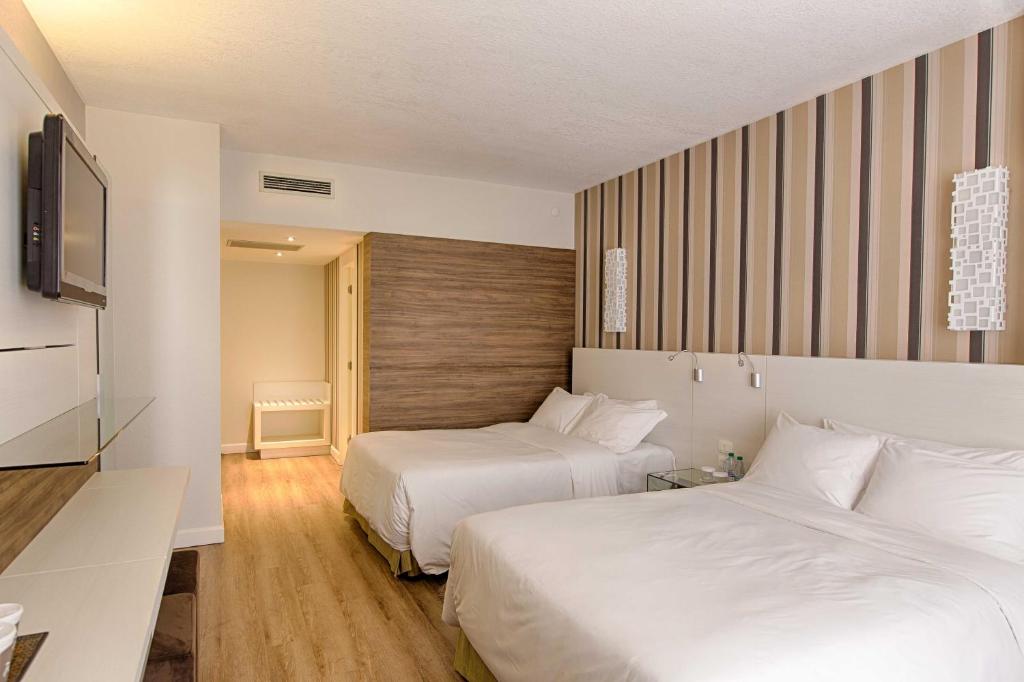  Radisson Hotel Curitiba