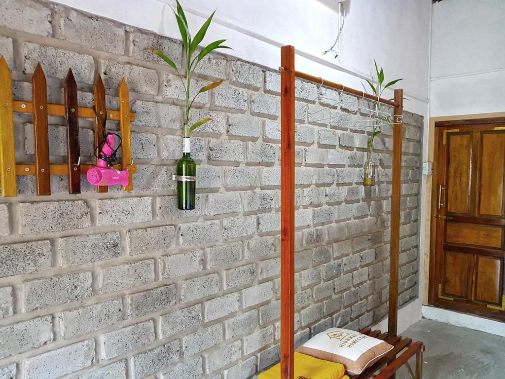 Highway 20 Homestay - Quadruple Room With Garden View