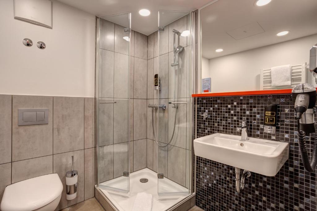 MEININGER Hotel München Olympiapark - Resim 34