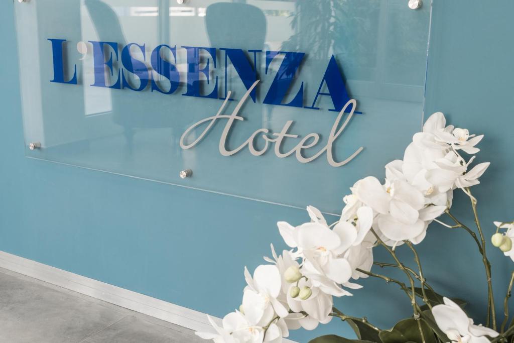Certifikát, hodnocení, plakát nebo jiný dokument vystavený v ubytování L'Essenza Hotel