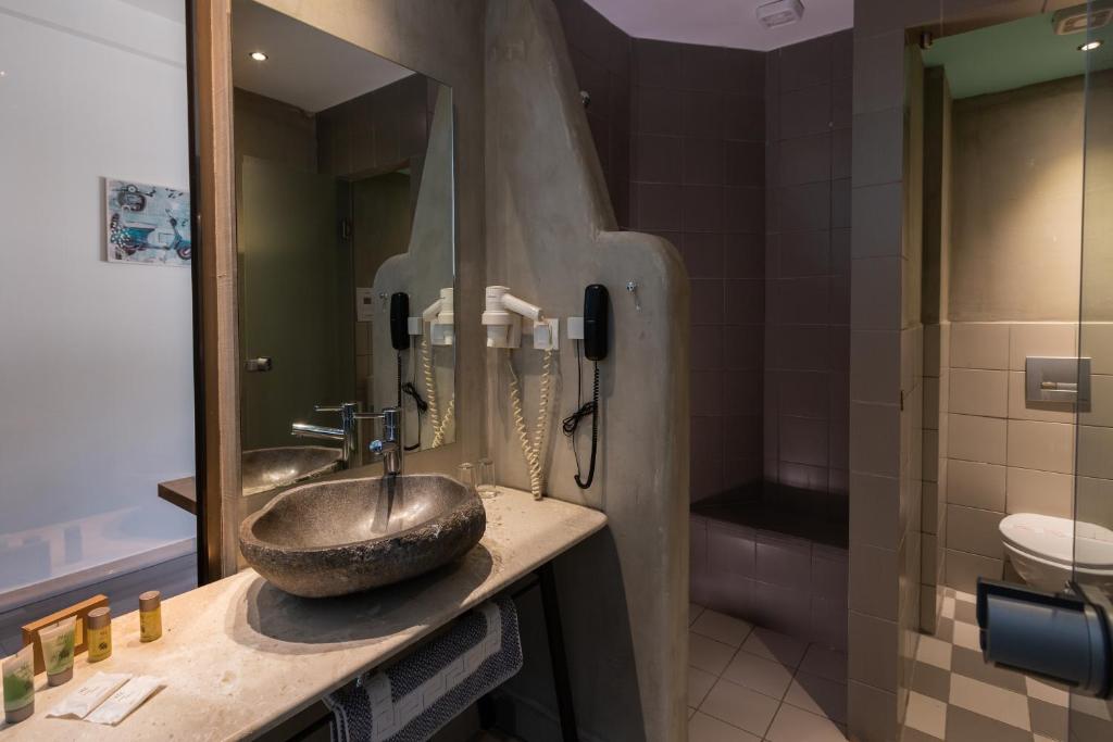 Metropolitan - Resim 3