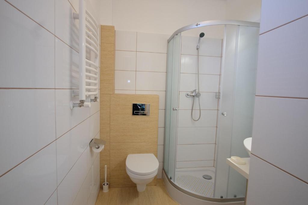 Et badeværelse på LATARNIK