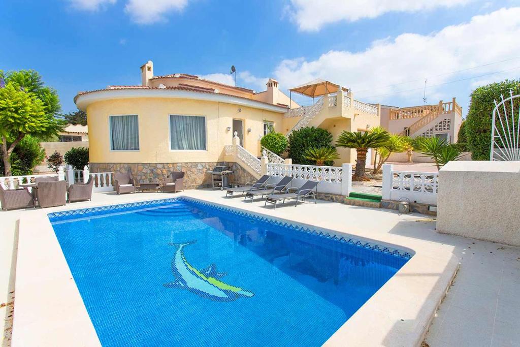 Bazén v ubytovaní CH Villa Costablanca Ciudad Quesada alebo v jeho blízkosti