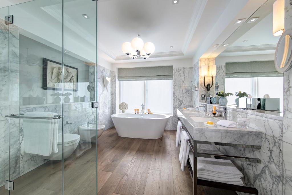 The Balmoral Hotel - Resim 2