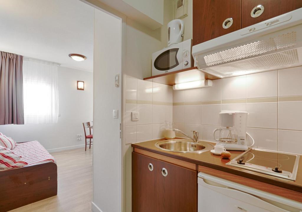 Zenitude Hôtel-Résidences Béziers Centre - 高级三人单间公寓