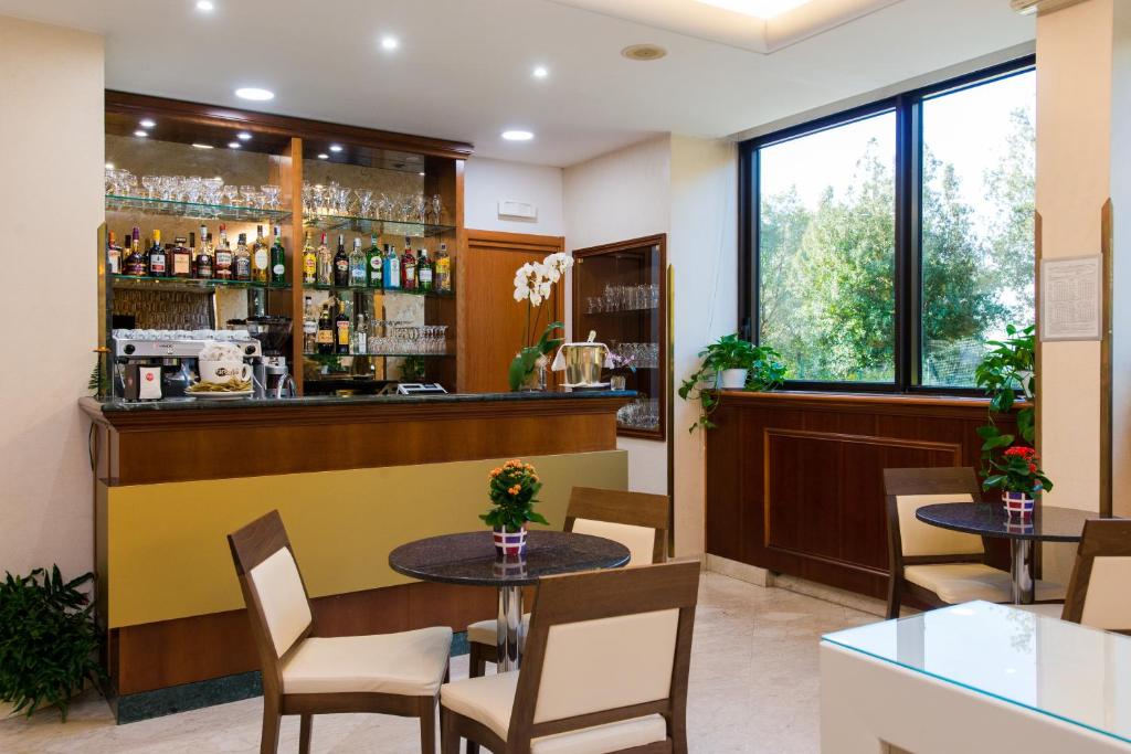 Hotel The Brand - Resim 11