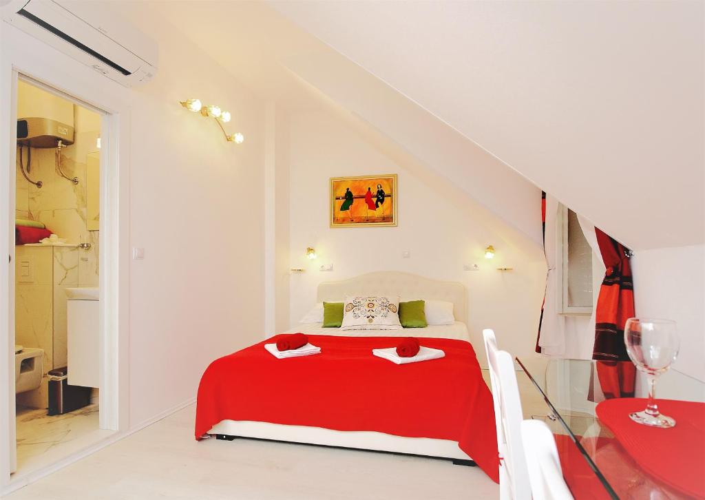 Angelus Apartments - 6