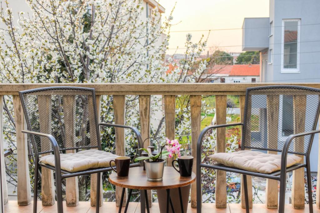 Balkón alebo terasa v ubytovaní Apartmani Matko