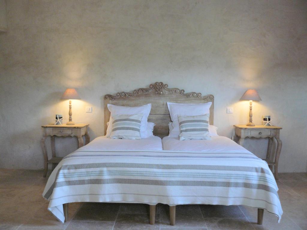 Mas du Vieux Tilleul - Habitación Doble Con Baño Privado