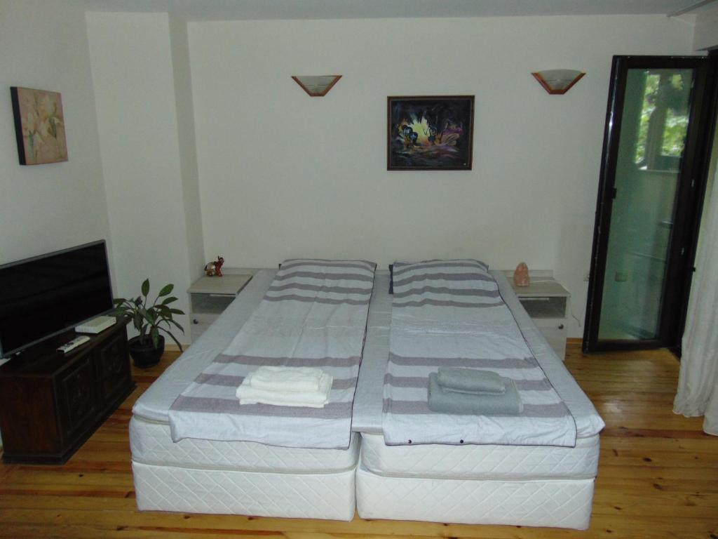 Burgas Central Aleksandrovska - Housity