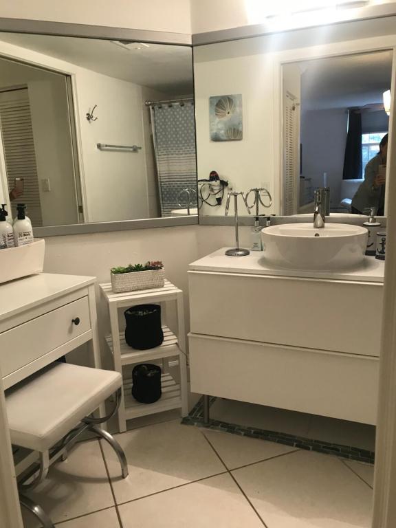 Koupelna v ubytování The Nautical! Amazing 3Bed 2Bath Apartment at Aventura Yacht Club