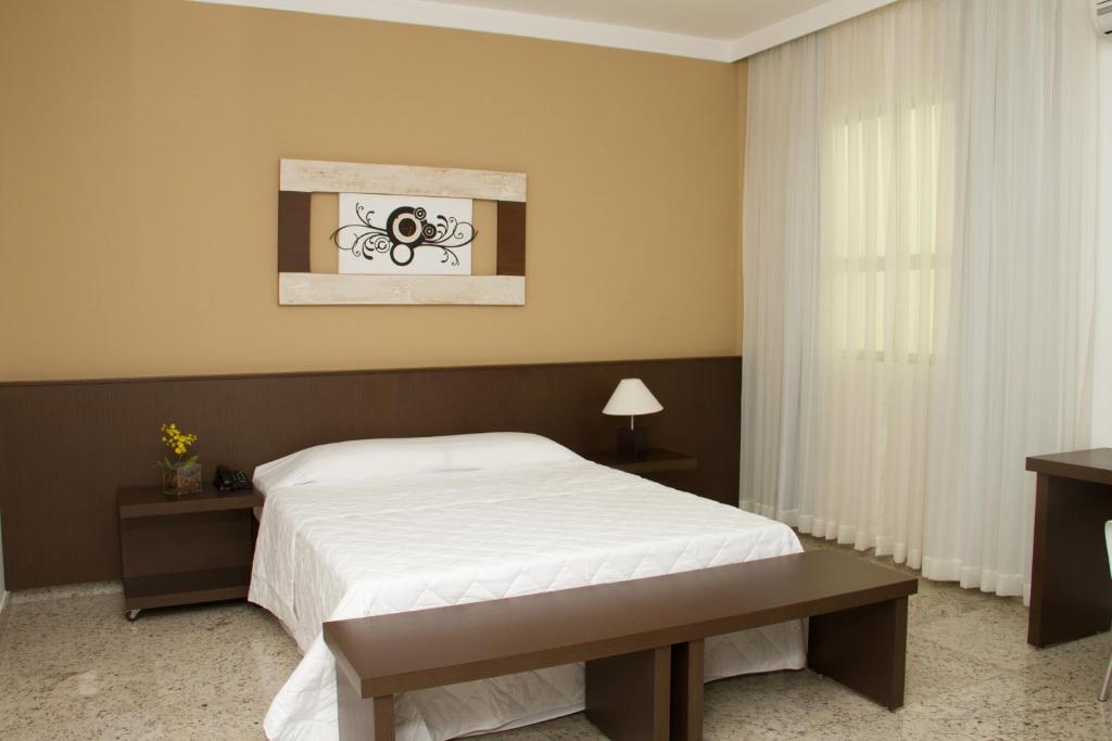  Santorini Hotel