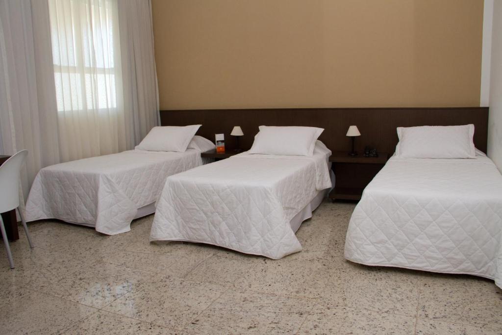  Santorini Hotel