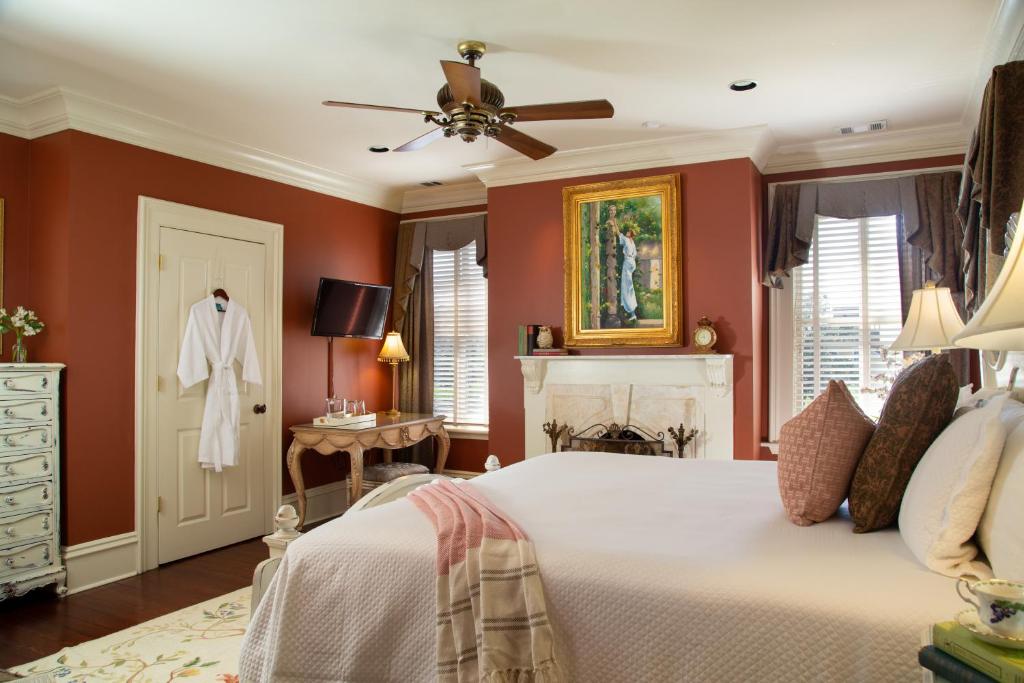 The Inn on West Liberty photo