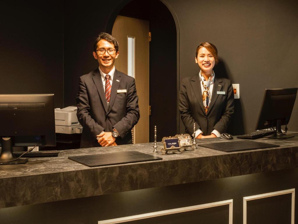 Členové personálu v ubytování Hotel Areaone Kitaibaraki