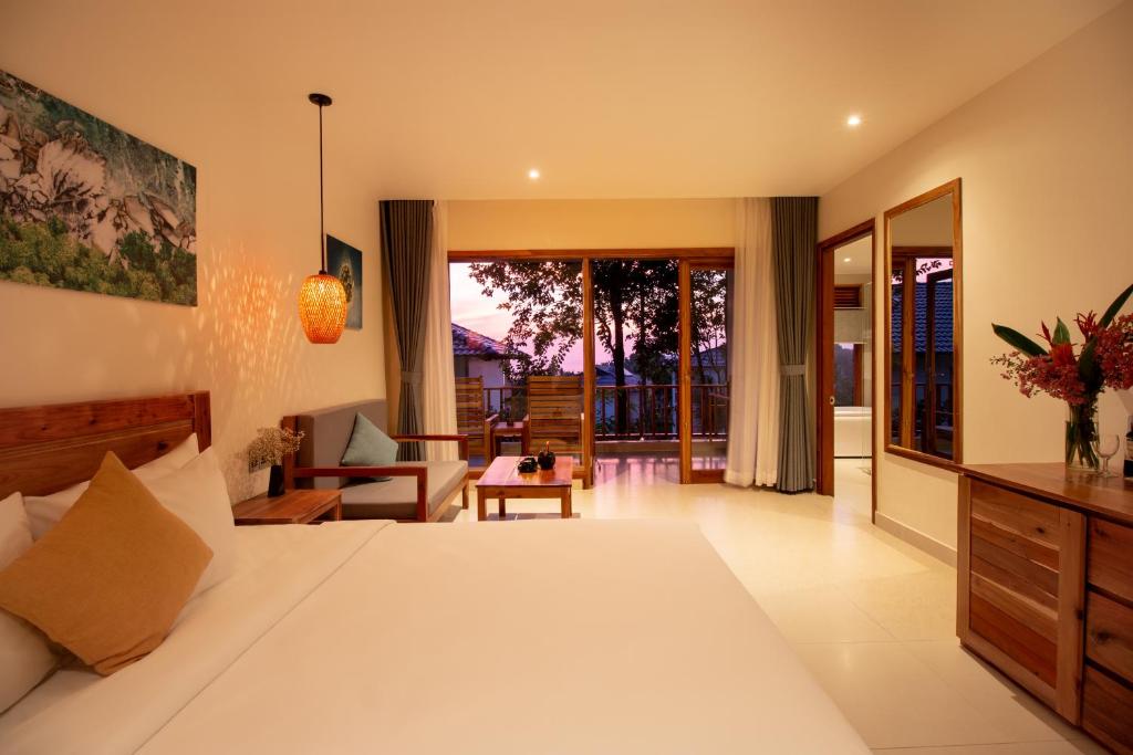 Camia Resort & Spa - 11