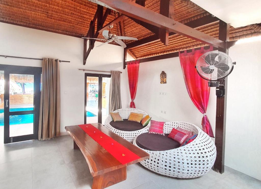 Samba Villas Beachfront View - 4