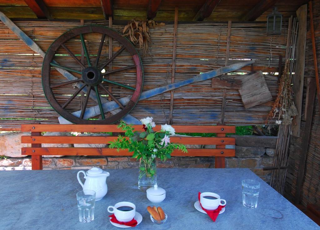 Fotografie z fotogalerie ubytování Archontiko Iatridis v destinaci Mouresi