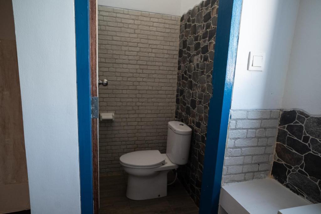 Bagno di Atlas Gili Party Hostel