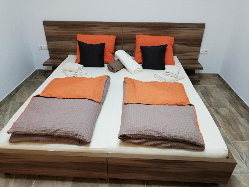 Postel nebo postele na pokoji v ubytování Haus Alexis