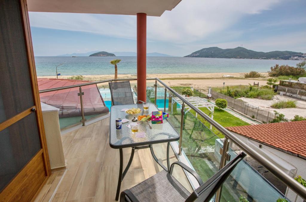 Rent House Karavi - 11