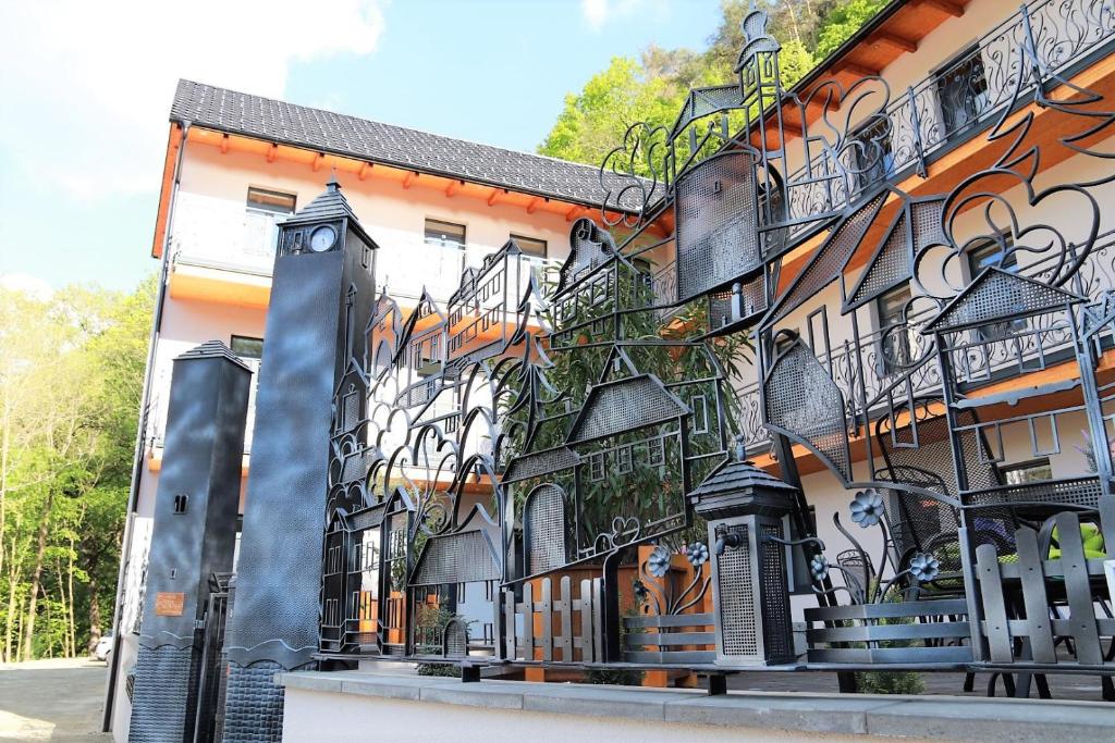 Budova, kde se hotel nachází