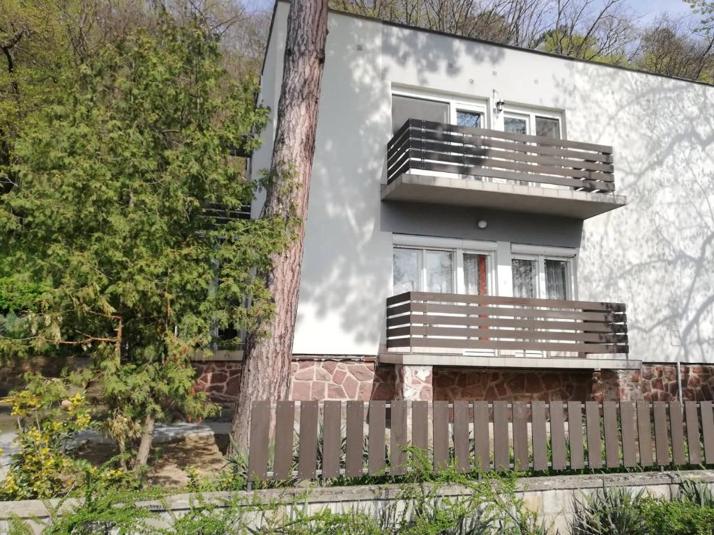 Budova, kde se apartmán nachází