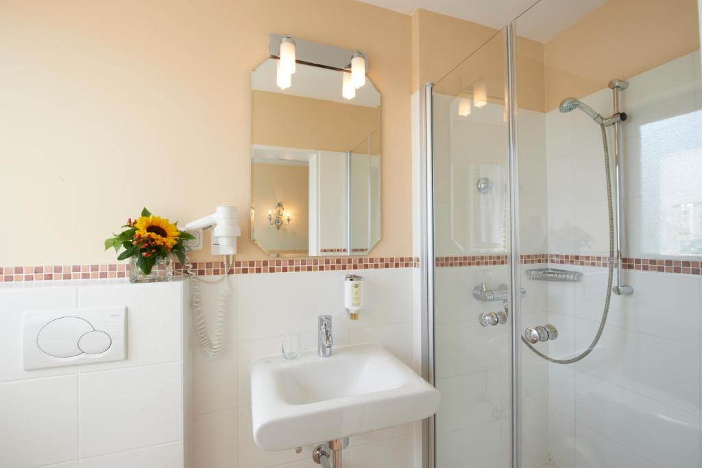 Koupelna v ubytování Hotel Sollner Hof