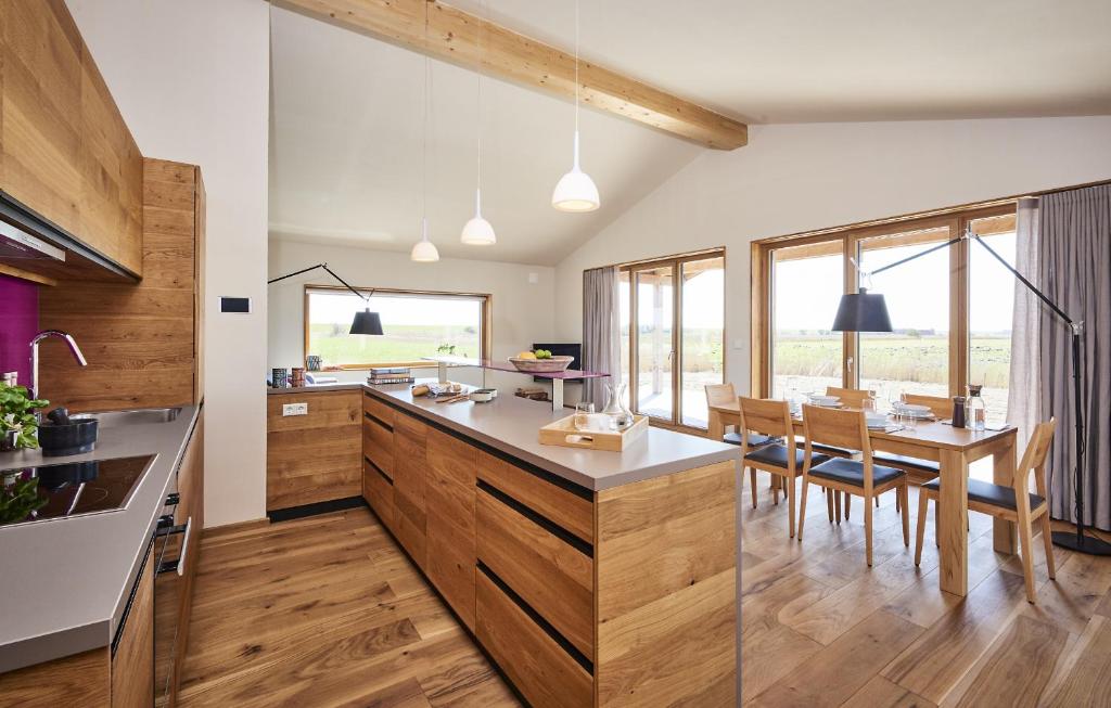 Kuchyň nebo kuchyňský kout v ubytování Gud Jard Lodge Nr 21 - Design-Ferienhaus mit exklusiver Ausstattung
