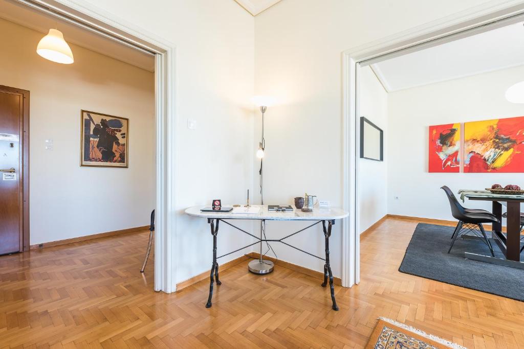 Zdjęcie z galerii obiektu ATHENStay Penthouse Suite w Atenach